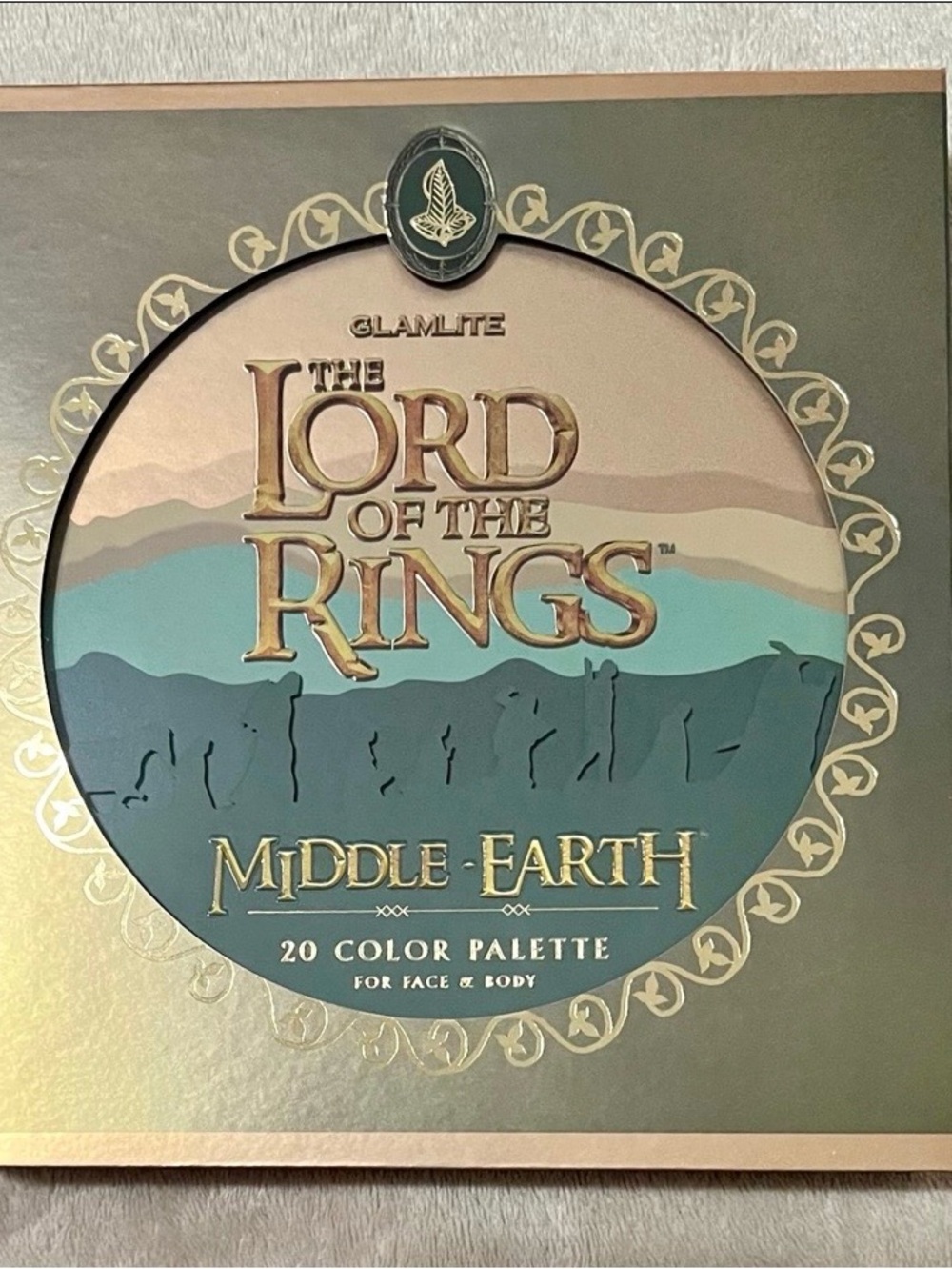 Glamlite x The Lord of The Rings Middle-Earth Eyeshadow Palette Limited Ed - NIB